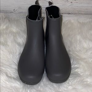 Chooka Gray Premium Rain Boots Size 10